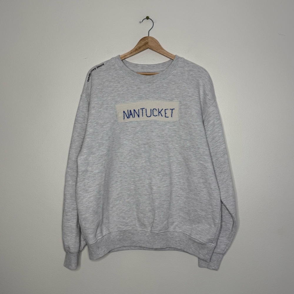 Unemployed Denim Nantucket Light Heather Grey Crewneck size large